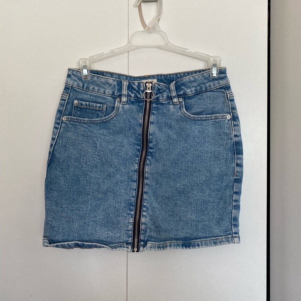 Garage skirt/skort bundle !!!